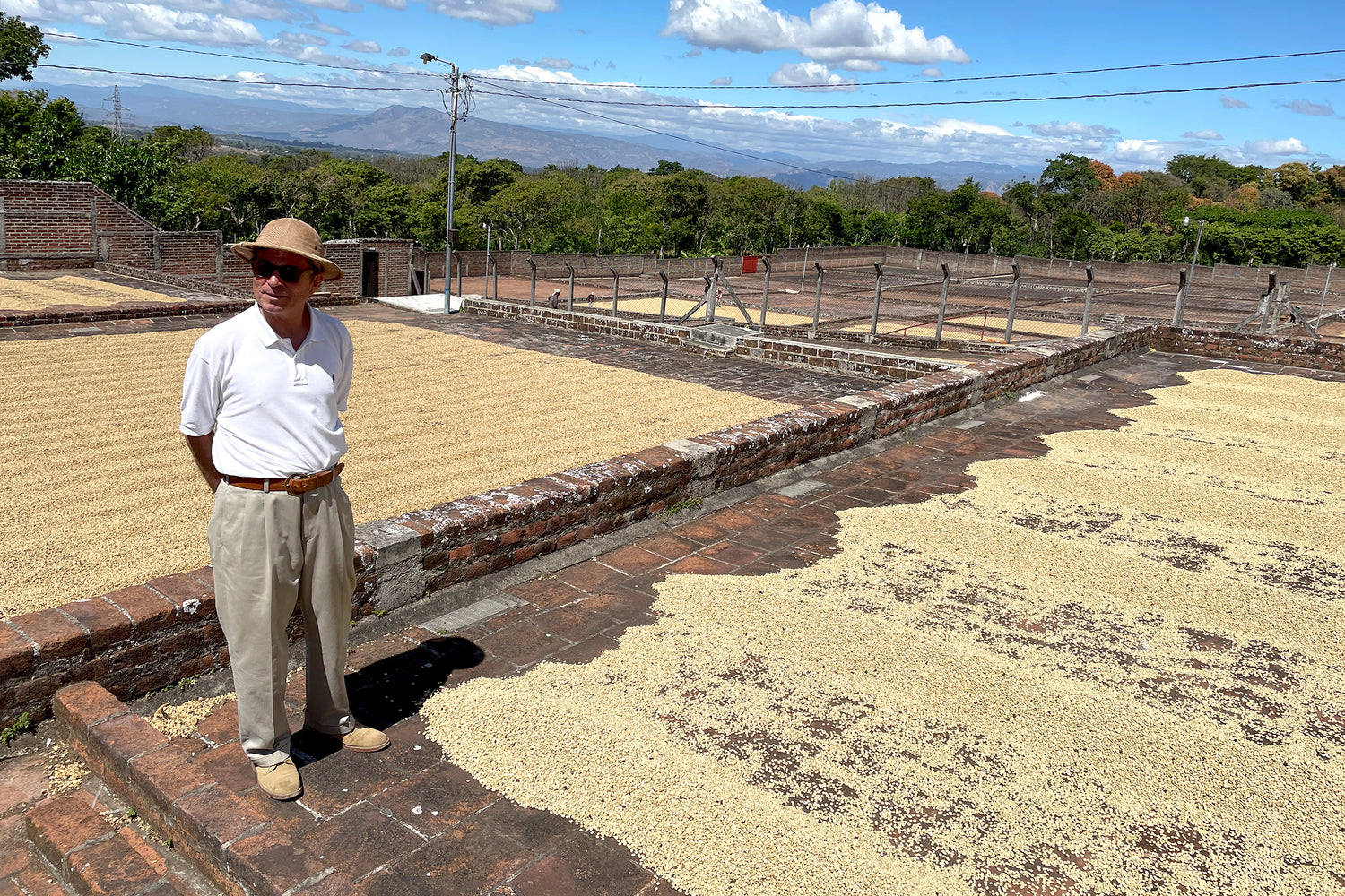 Montecarlos, El Salvador